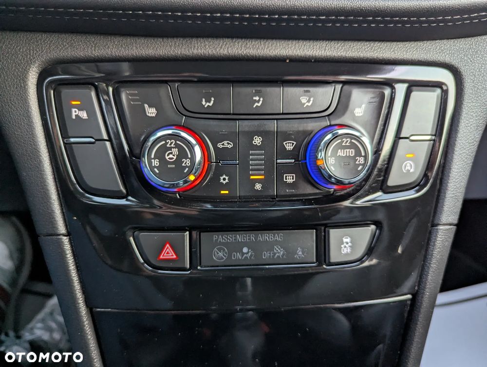 Opel Mokka X 1.4 T Design Line S&S - 19