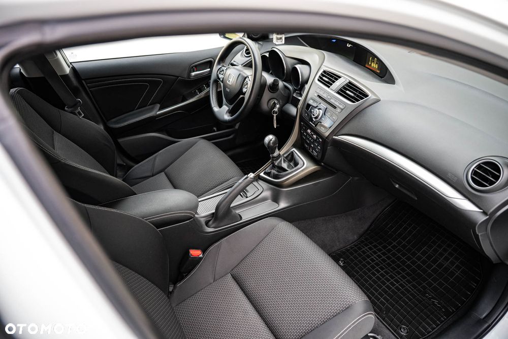 Honda Civic 1.4 Sport - 31