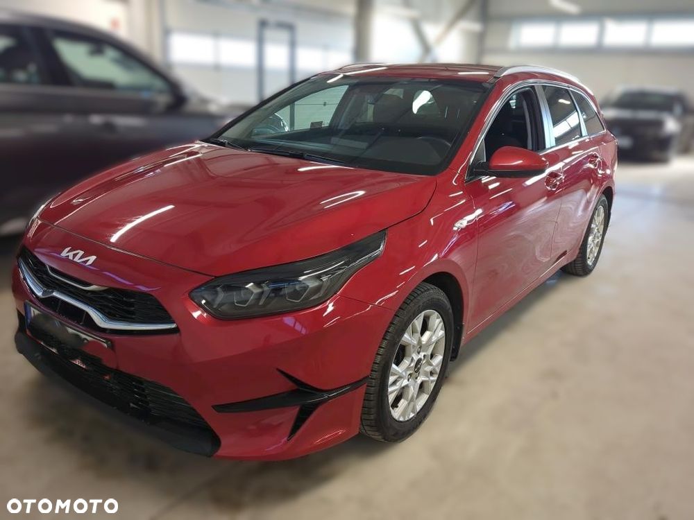 Kia Ceed - 1