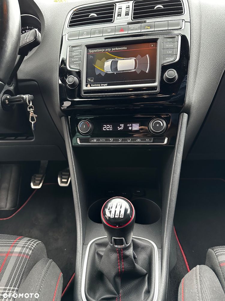 Volkswagen Polo 1.8 TSI (Blue Motion Technology) GTI - 10