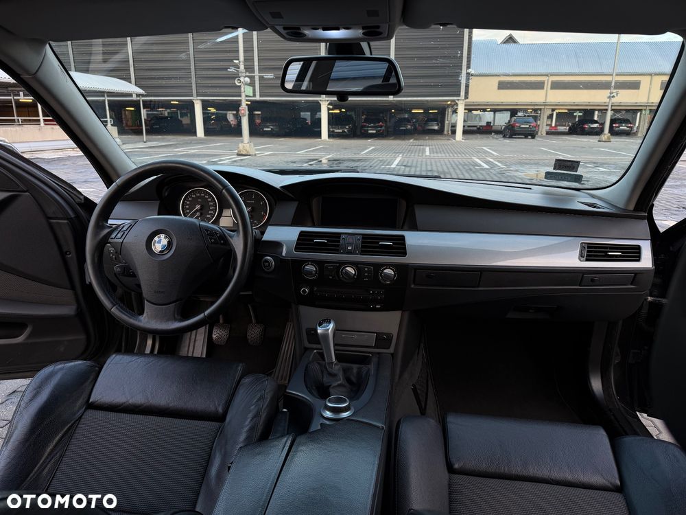 BMW Seria 5 - 23
