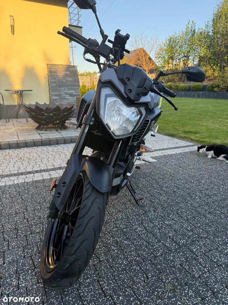 Yamaha MT - 5