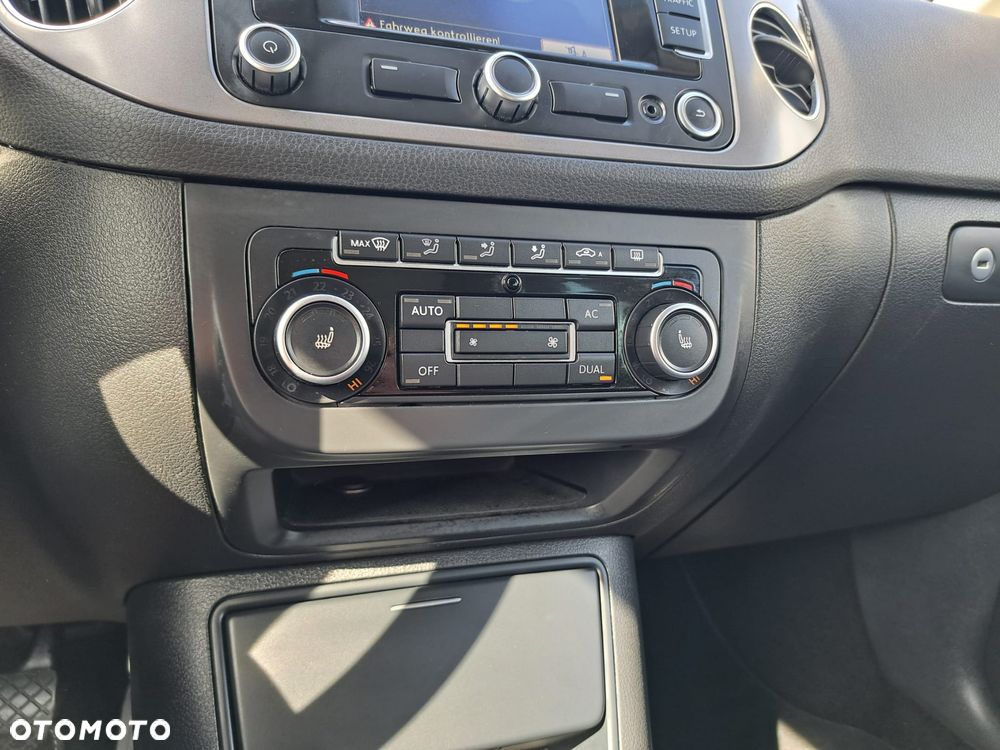 Volkswagen Golf Plus 1.6 TDI DPF BlueMotion Technology Life - 24