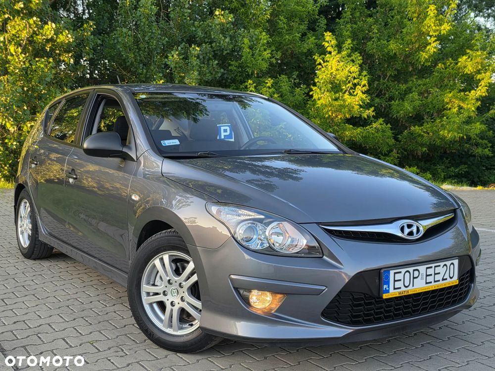 Hyundai i30 i30cw 1.4 Edition Plus - 1
