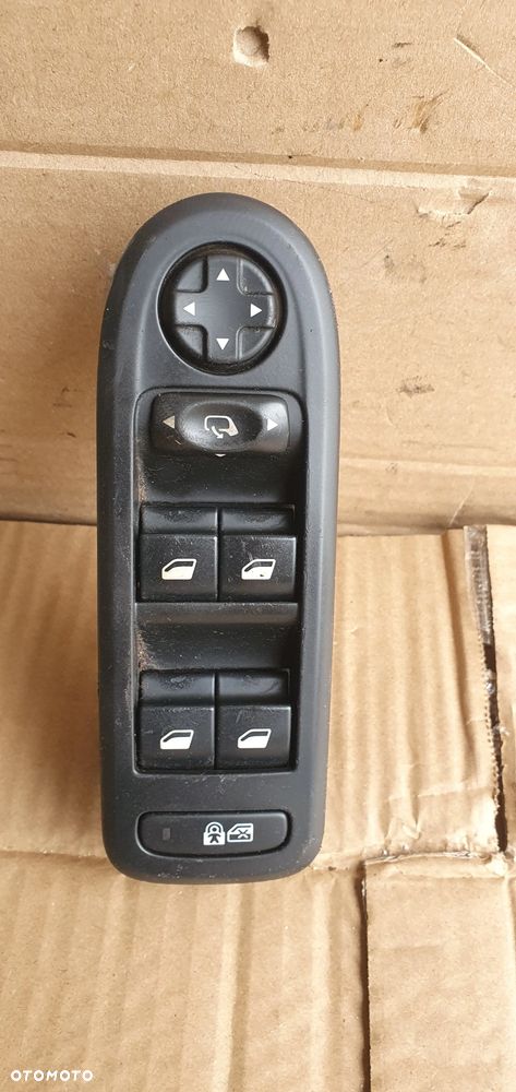 Przełącznik panel szyb lewy przód Peugeot 508 I Lift 98026370ZD - 1