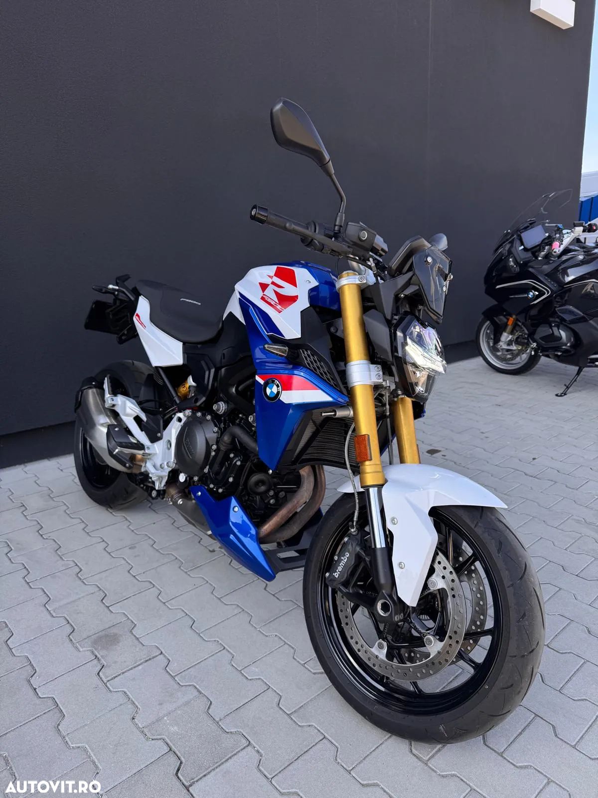BMW F900R - 1