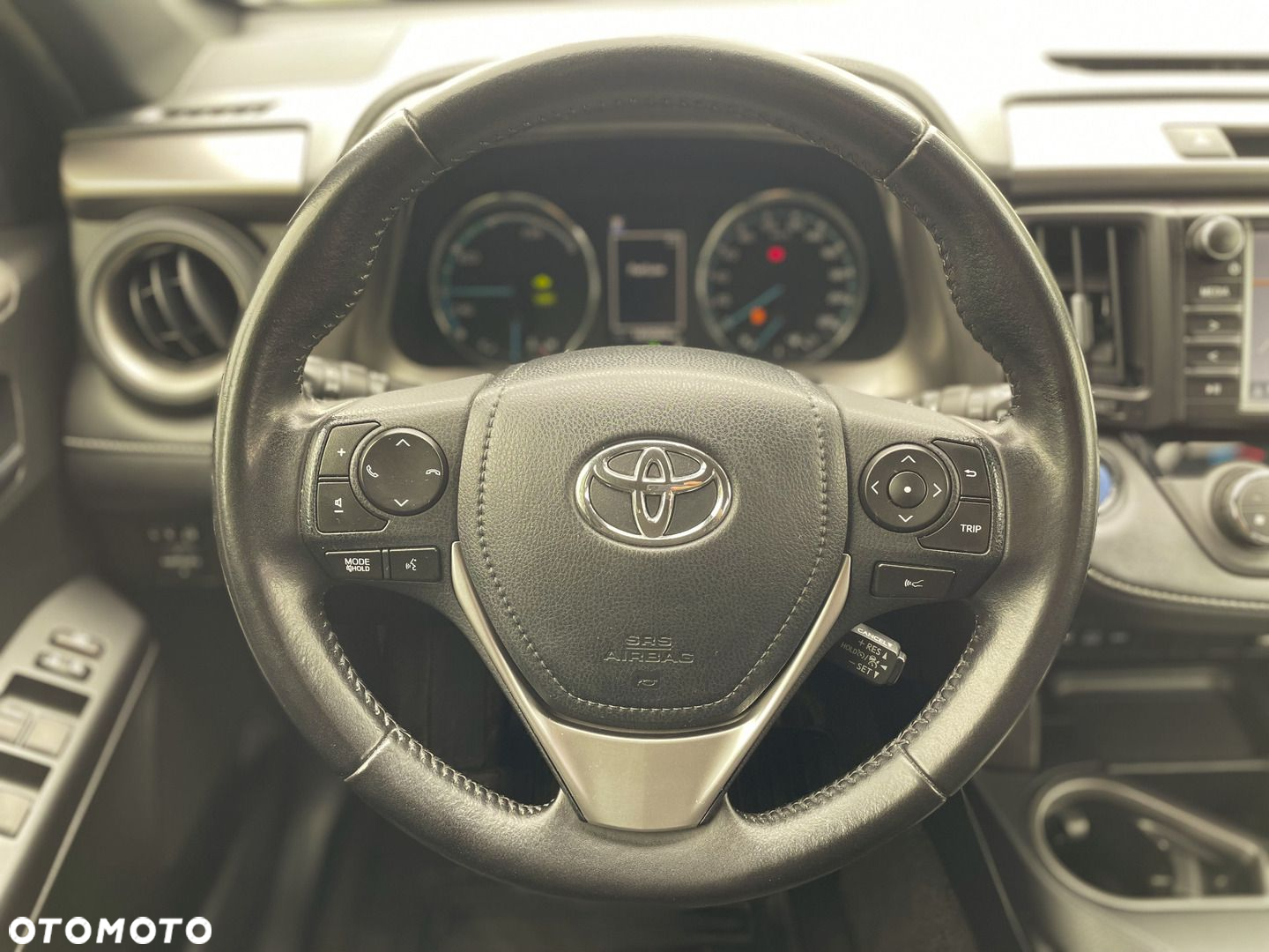 Toyota RAV4 - 16