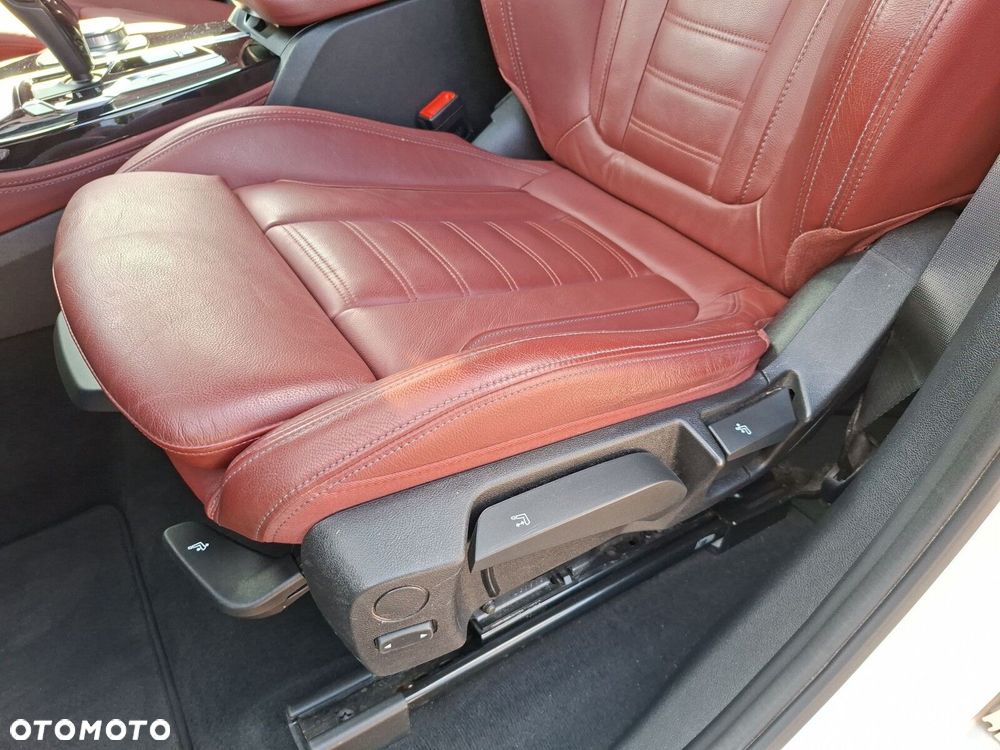 BMW X4 xDrive20i mHEV M Sport sport - 14