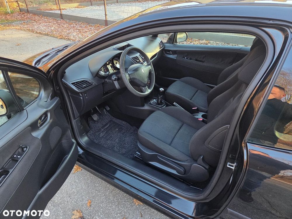 Peugeot 207 1.4 Trendy - 7