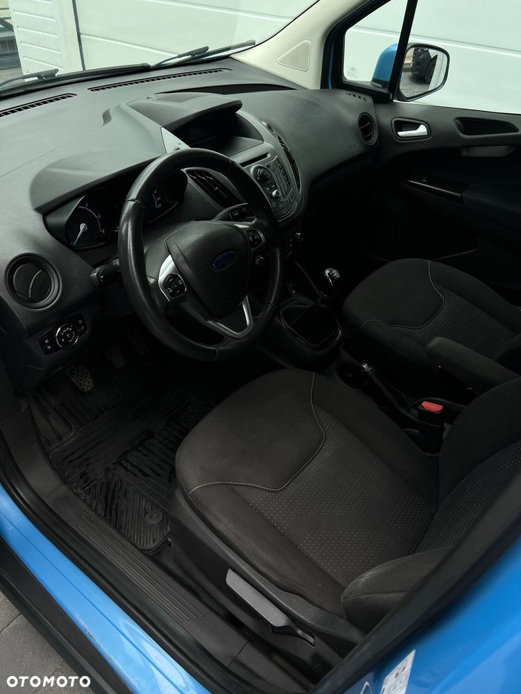 Ford Transit Courier - 5