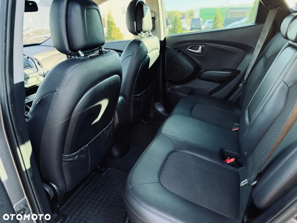 Hyundai ix35 1.7 CRDi 2WD blue Trend - 15