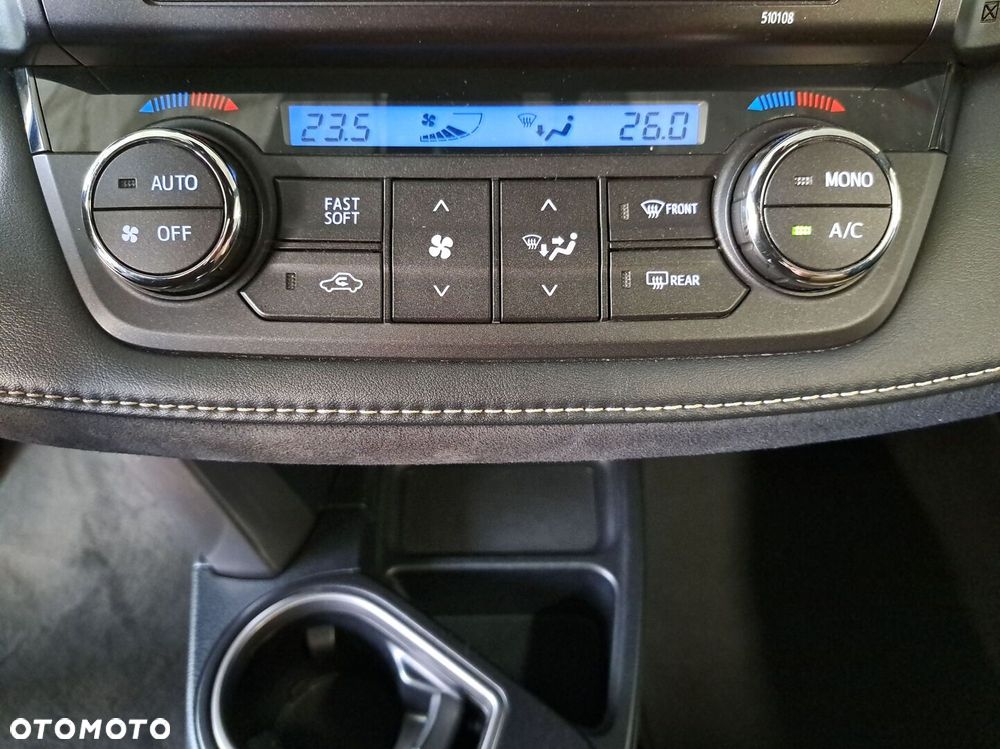 Toyota RAV4 2.0 Prestige 4x4 - 27