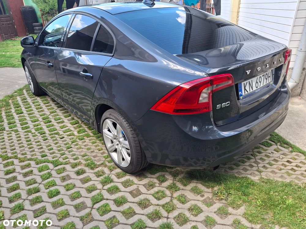 Volvo S60 D3 Momentum - 19