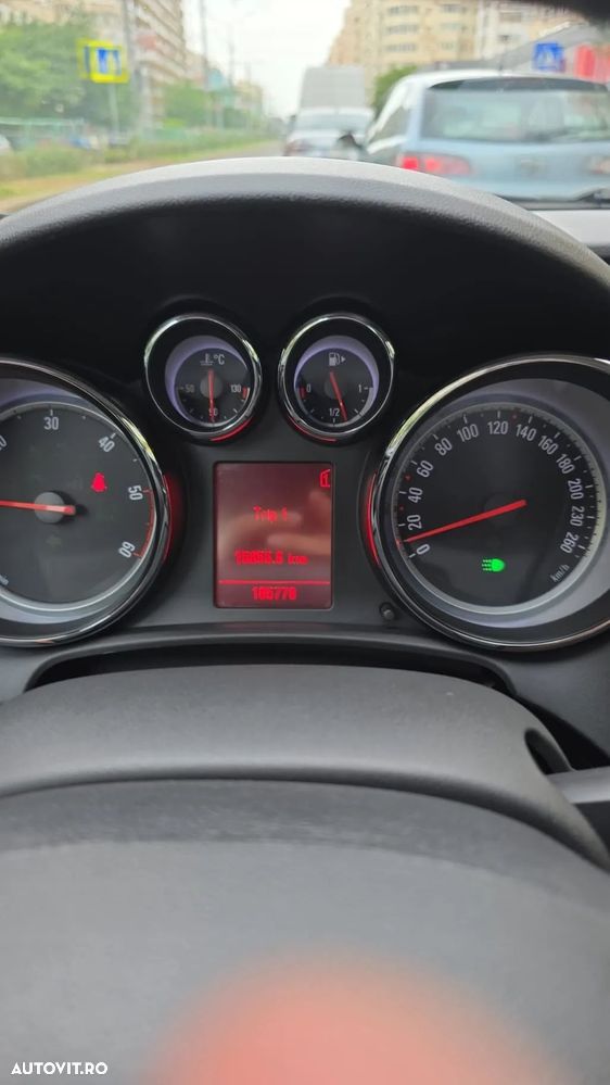 Opel Astra Sports Tourer 2.0 CDTI - 7