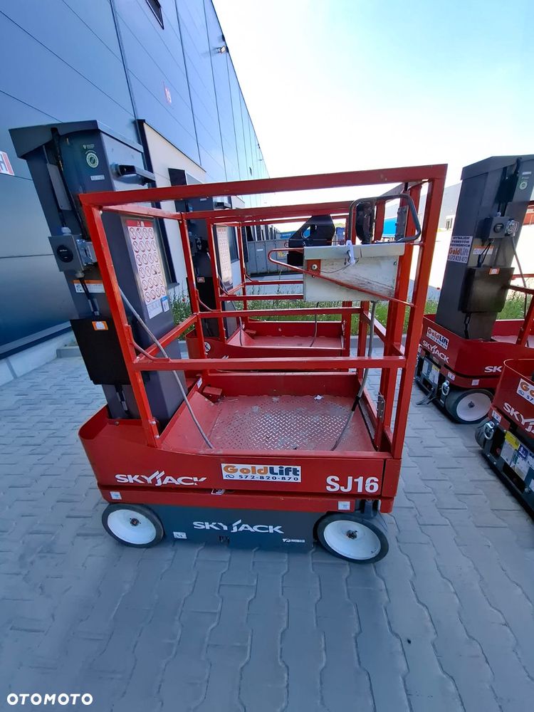 Skyjack SJ16 - 2