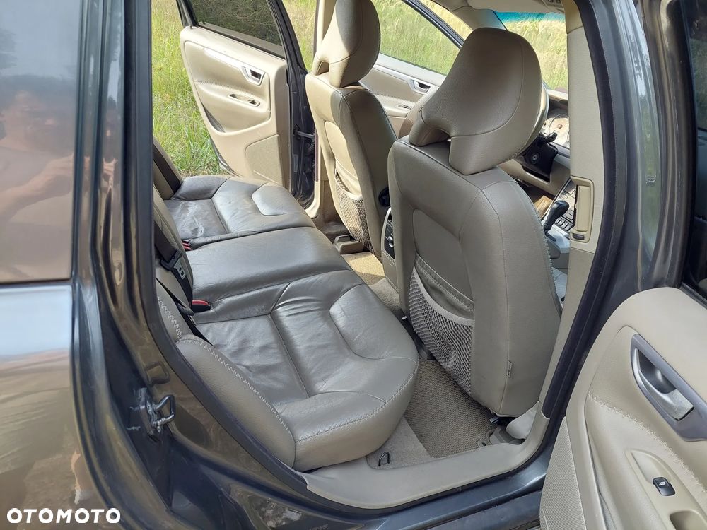 Volvo XC 70 2.4 AWD Automatik Summum - 10
