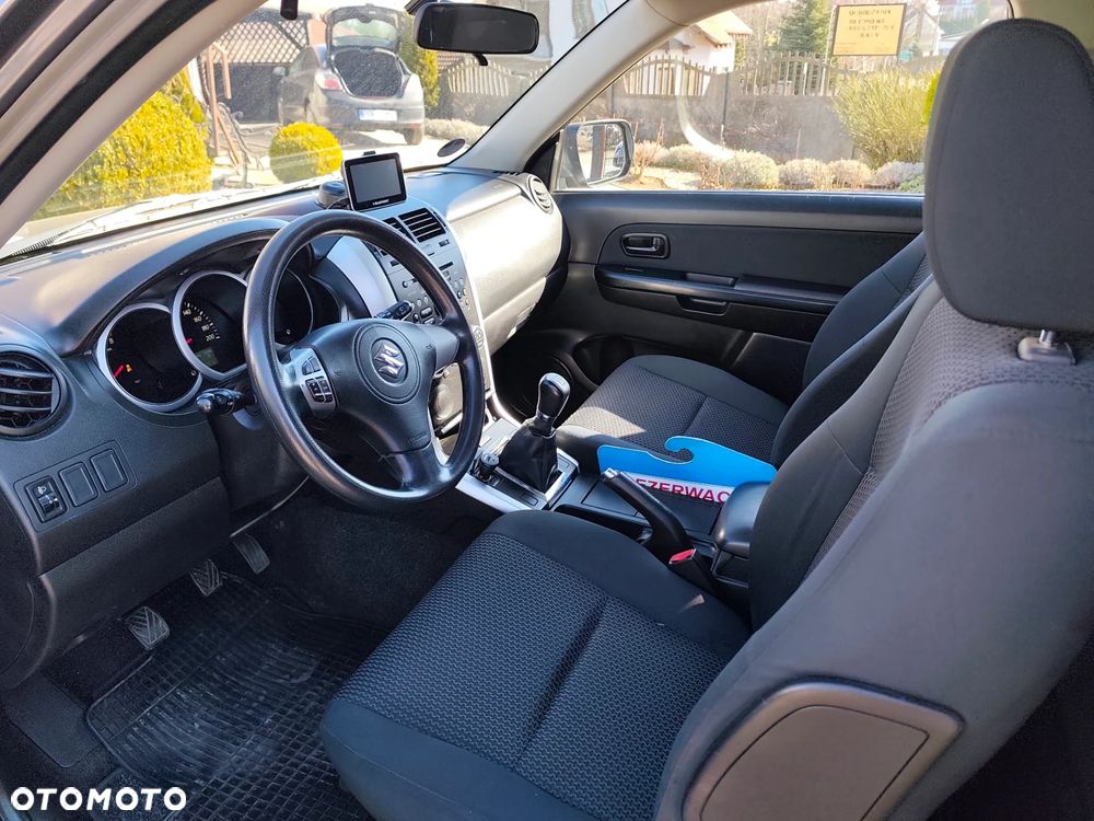 Suzuki Grand Vitara 1.6 Club - 6