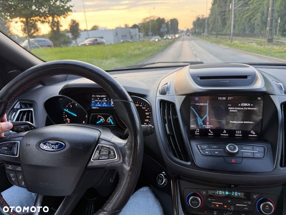 Ford Kuga 1.5 EcoBoost FWD ST-Line - 19