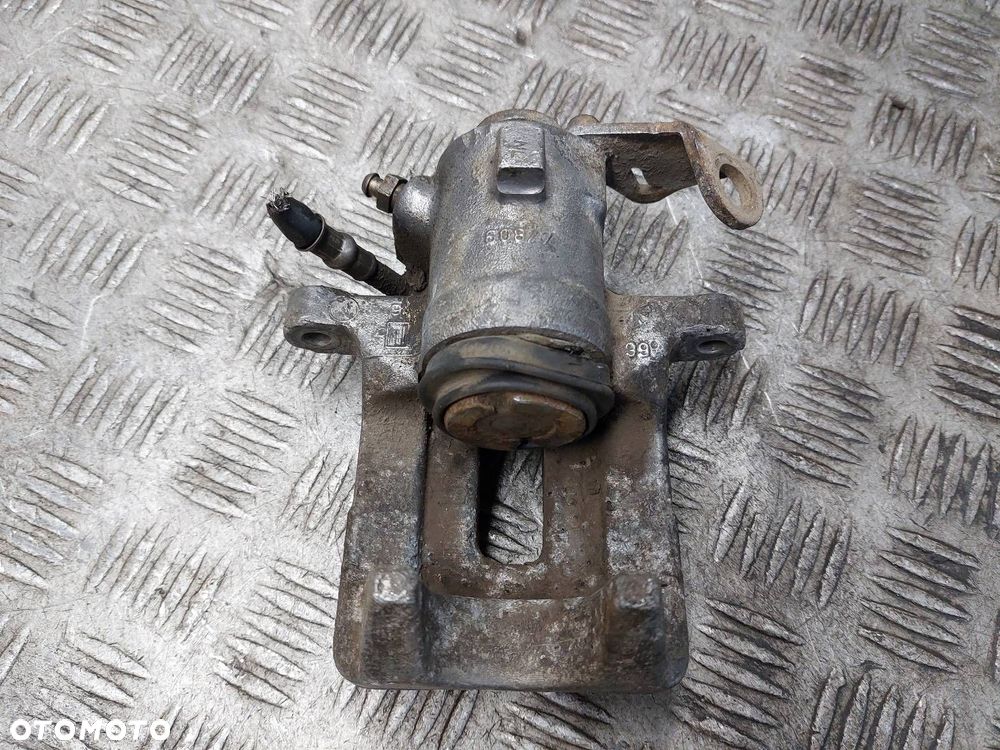 ZACISK HAMULCOWY PRAWY TYŁ GOLF IV BORA I LEON I TOLEDO II OCTAVIA I - 3