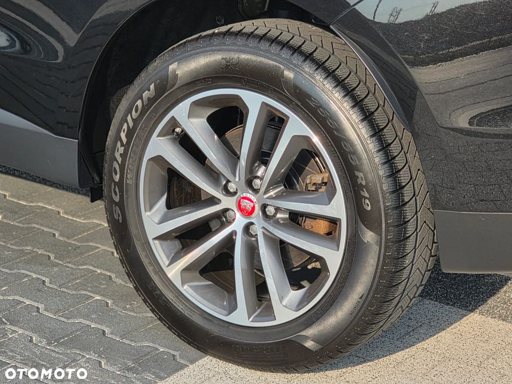 Jaguar F-Pace 2.0 i4P AWD Portfolio - 12