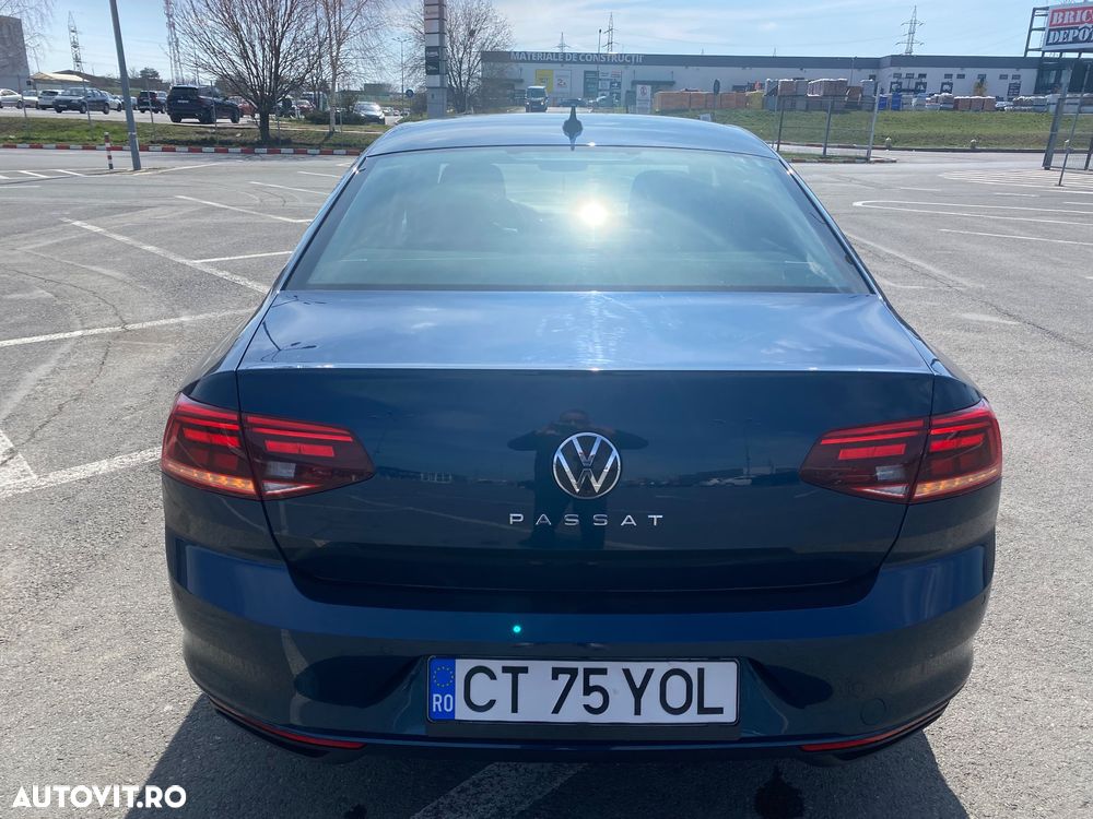 Volkswagen Passat 2.0 TDI SCR DSG Highline - 25