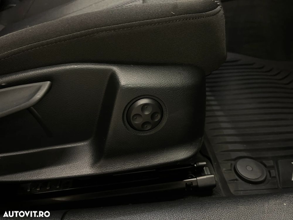 Audi A4 Avant 2.0 35 TDI S tronic MHEV Advanced - 21