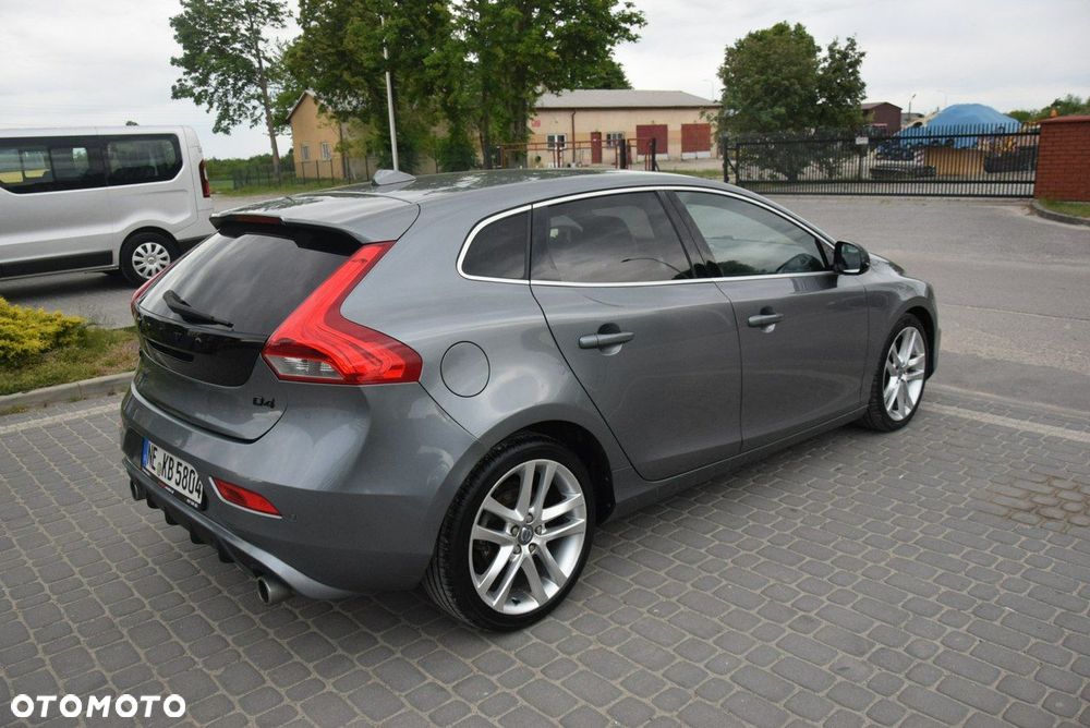 Volvo V40 D4 RDesign - 18