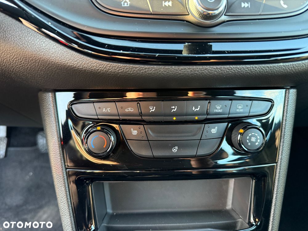 Opel Astra 1.2 Turbo Edition - 24