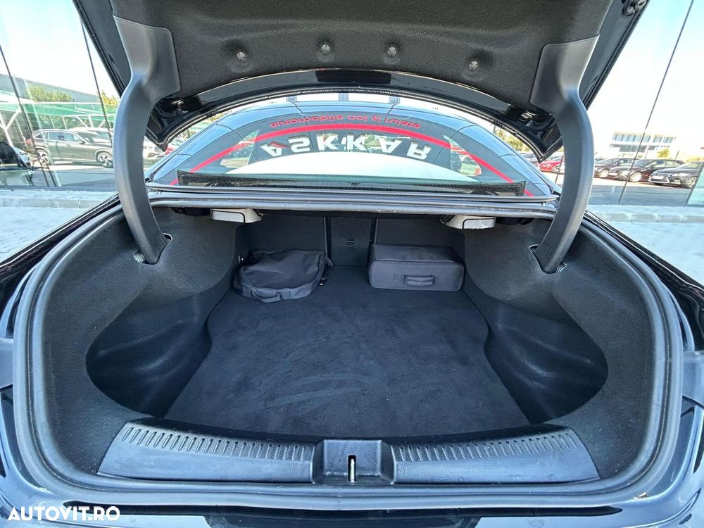 Mercedes-Benz CLA 250 e 8G-DCT Edition AMG Line - 32
