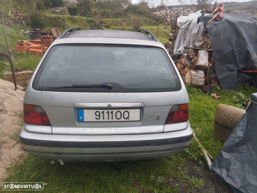 BMW 318 tds Touring - 3