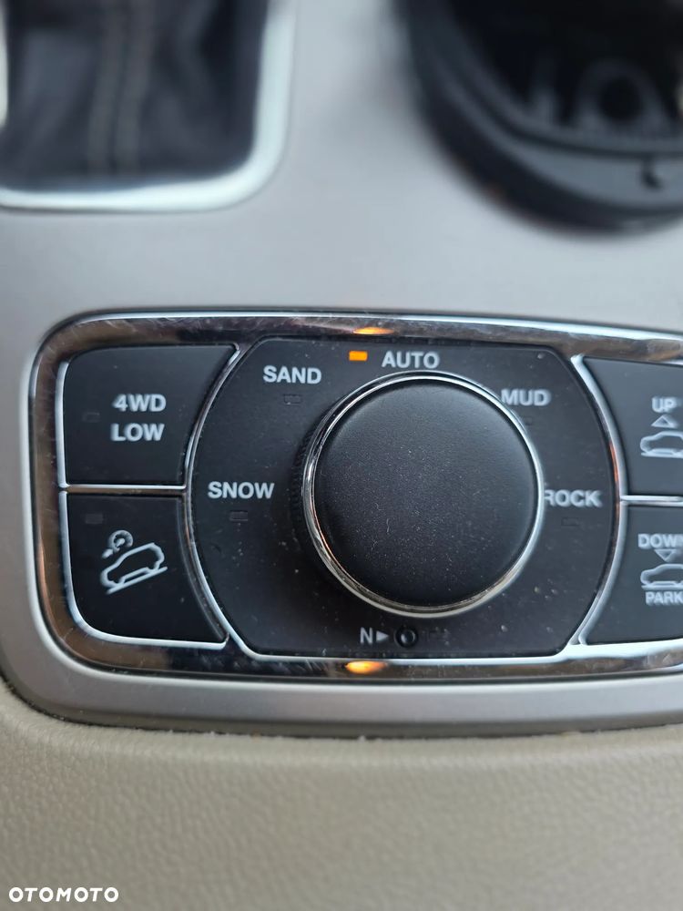 Jeep Grand Cherokee 3.0 CRD Overland EU6 - 11