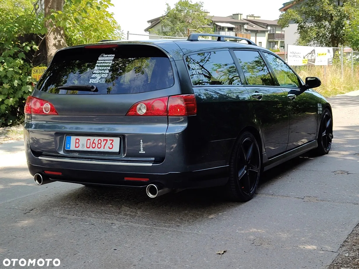 Honda Accord - 4