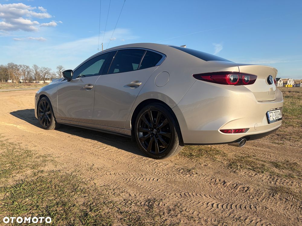 Mazda 3 - 4