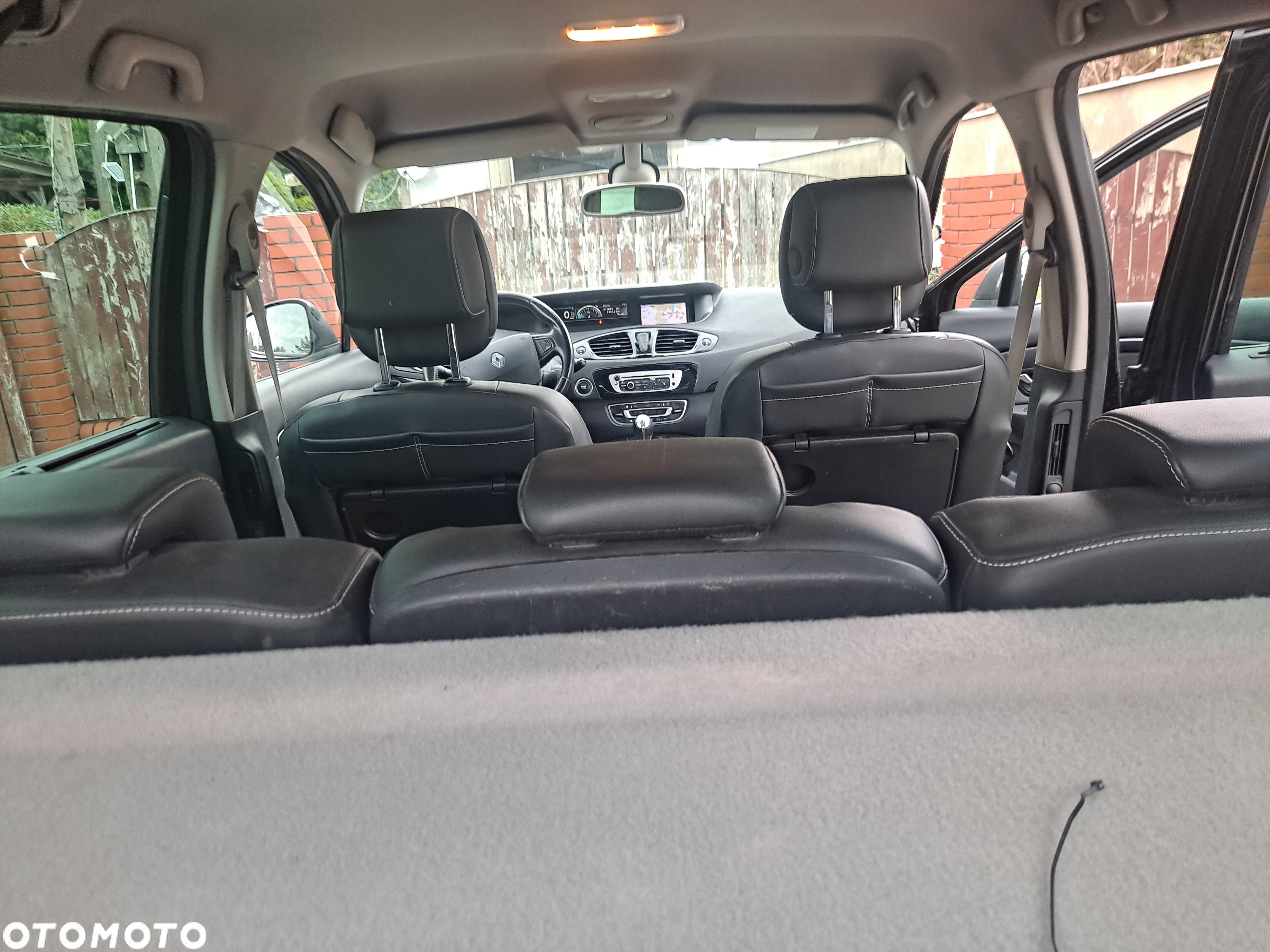 Renault Scenic 1.6 dCi Energy Bose - 14