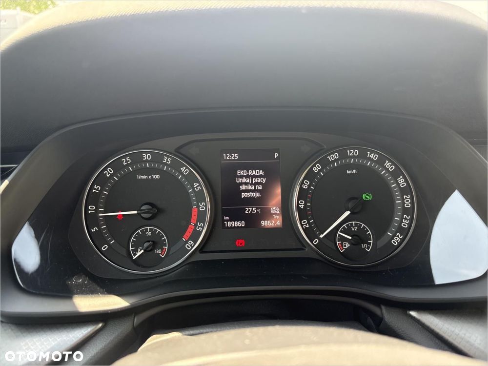Skoda Octavia 2.0 TDI Ambition DSG - 13