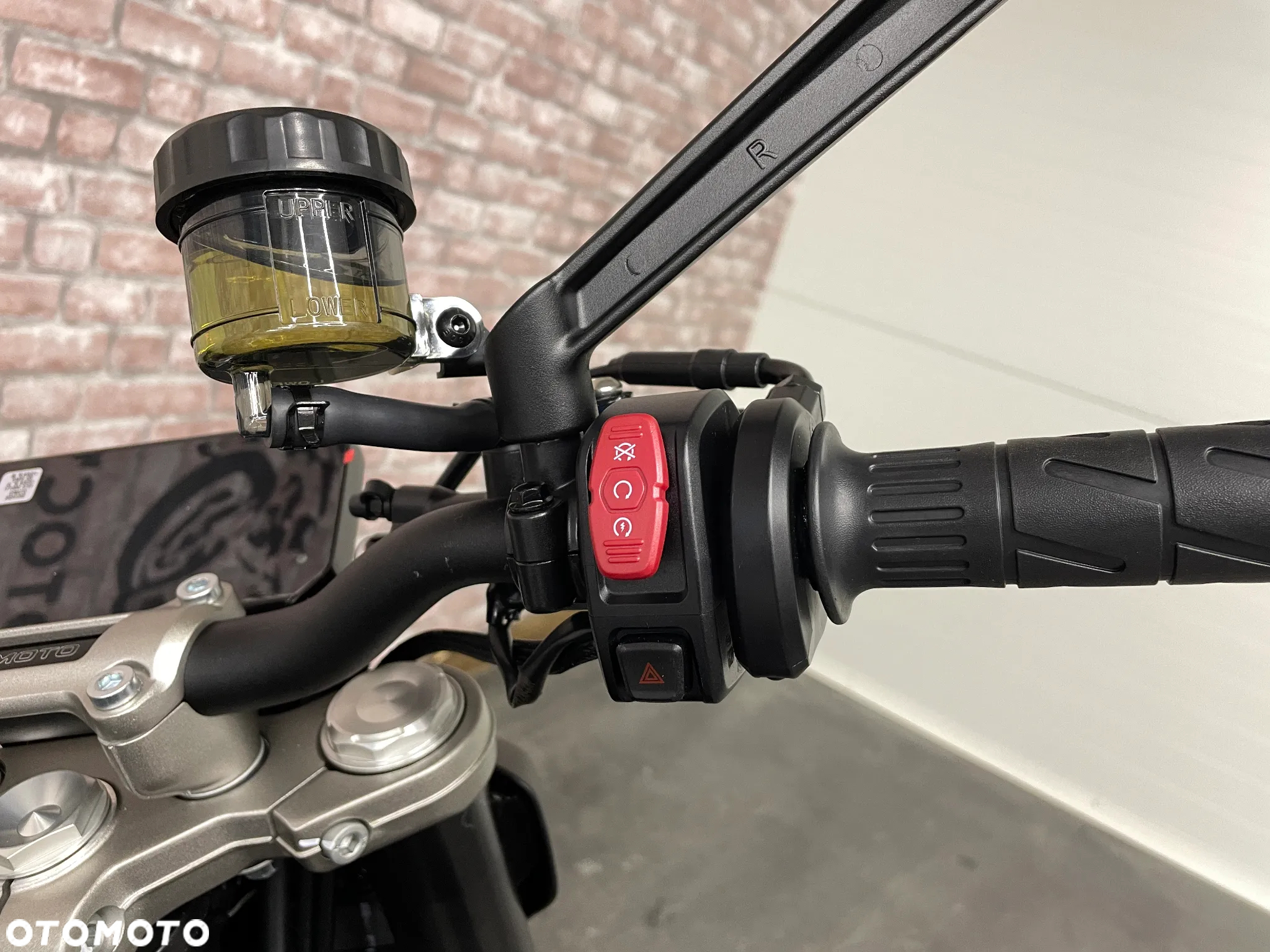 CFMoto NK - 15