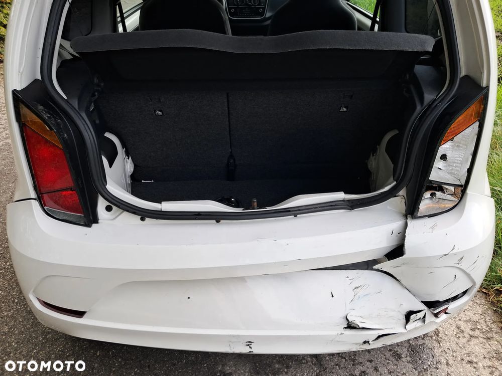 Volkswagen up! Active - 24
