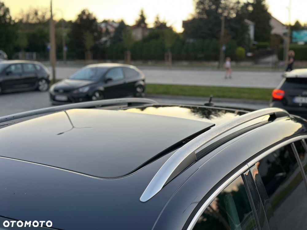 Volkswagen Tiguan - 24