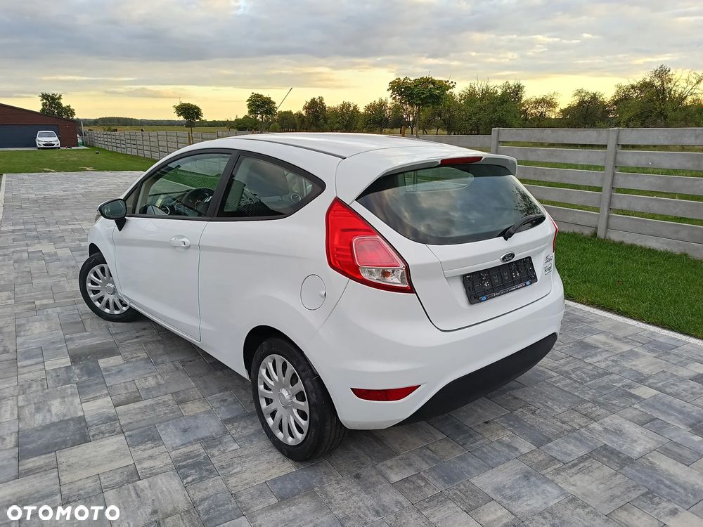 Ford Fiesta - 2