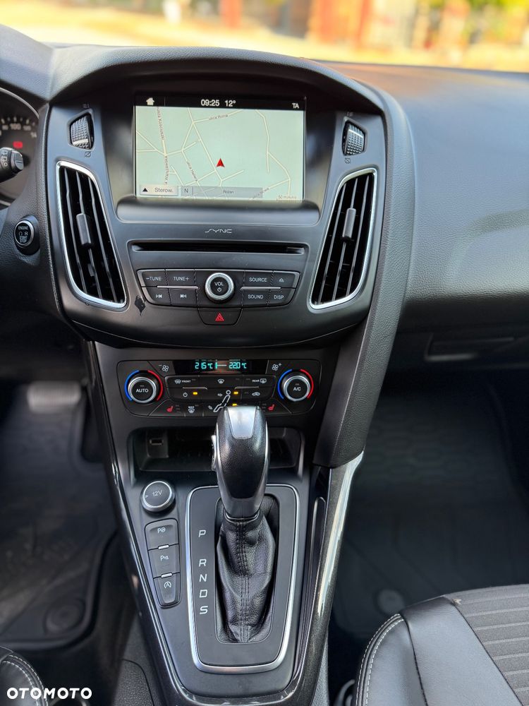Ford Focus 2.0 EcoBlue Titanium Business - 14
