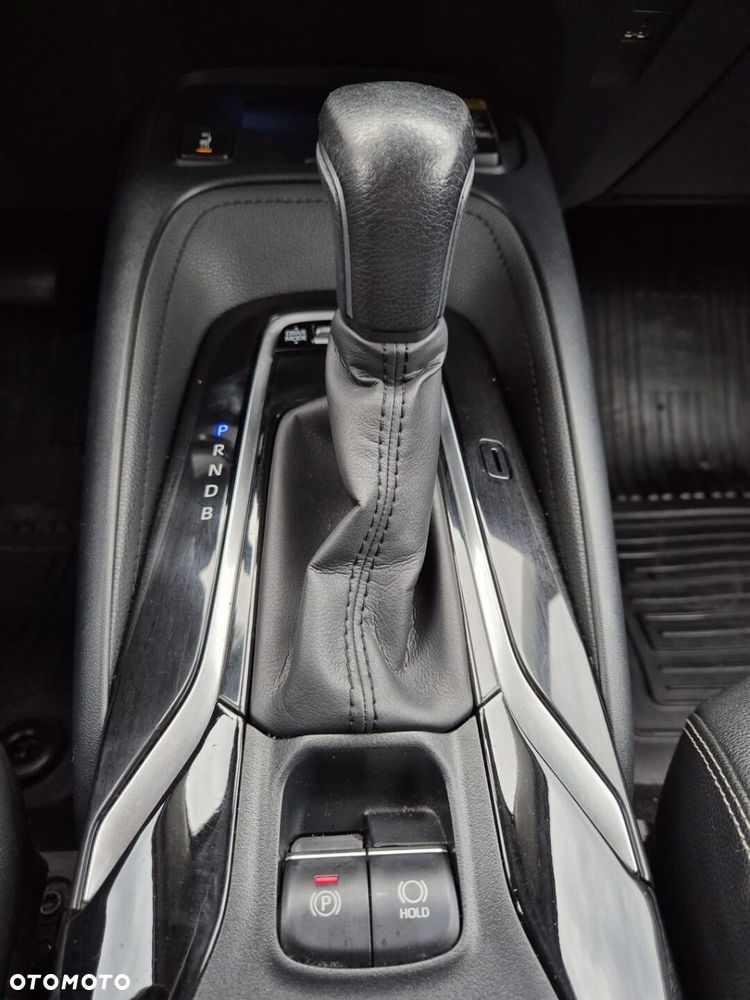 Toyota Corolla 1.8 Hybrid Executive - 27