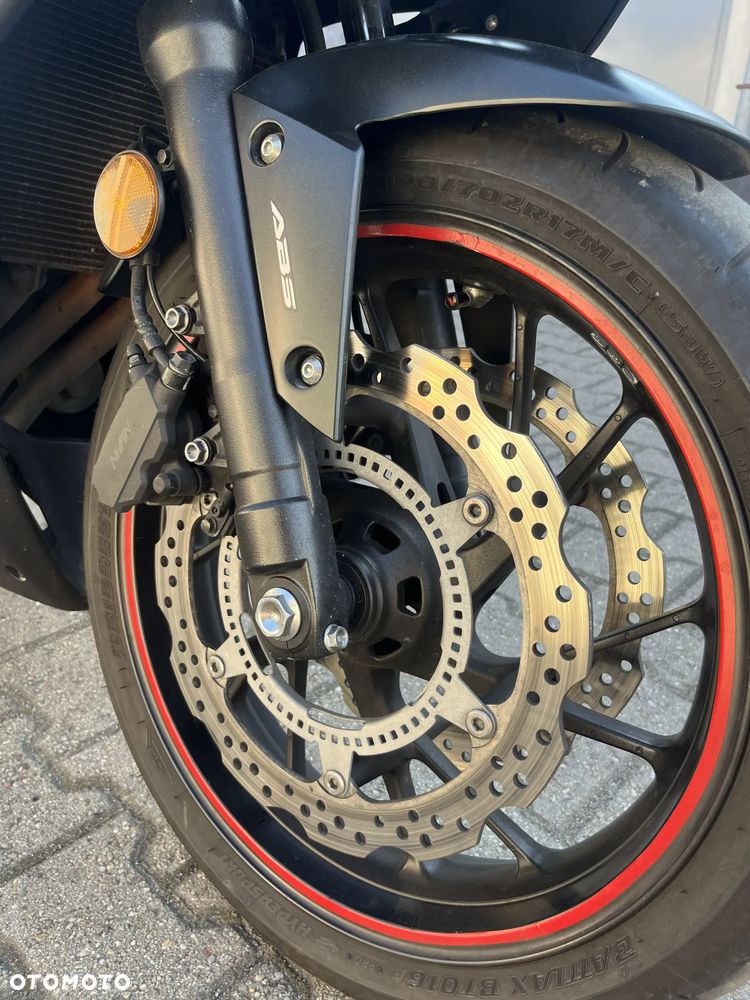 Honda CBR - 14