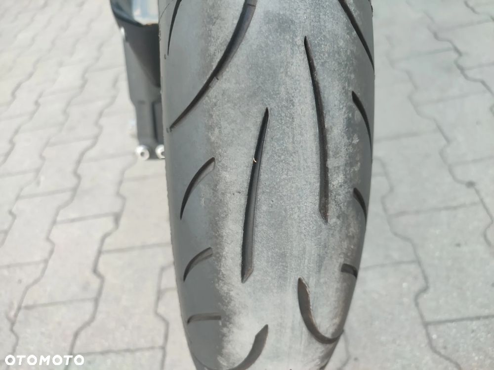 Honda CBR - 28