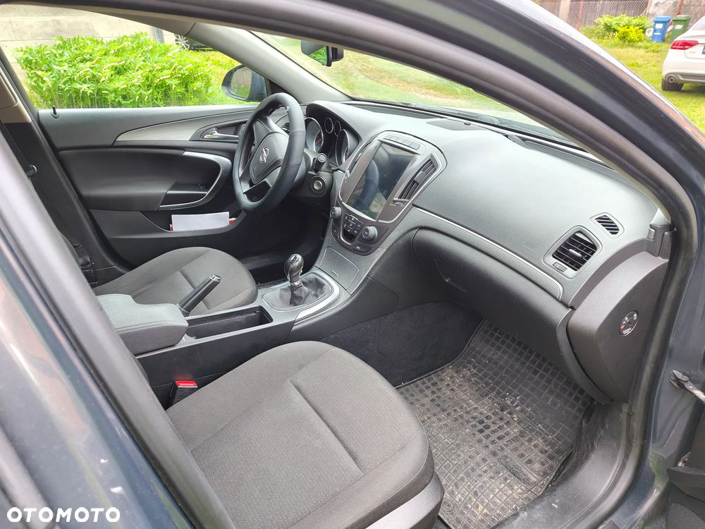 Opel Insignia 2.0 CDTI - 9