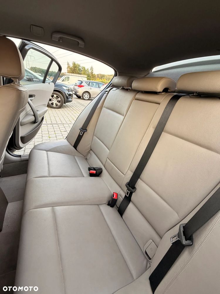 BMW Seria 1 - 13