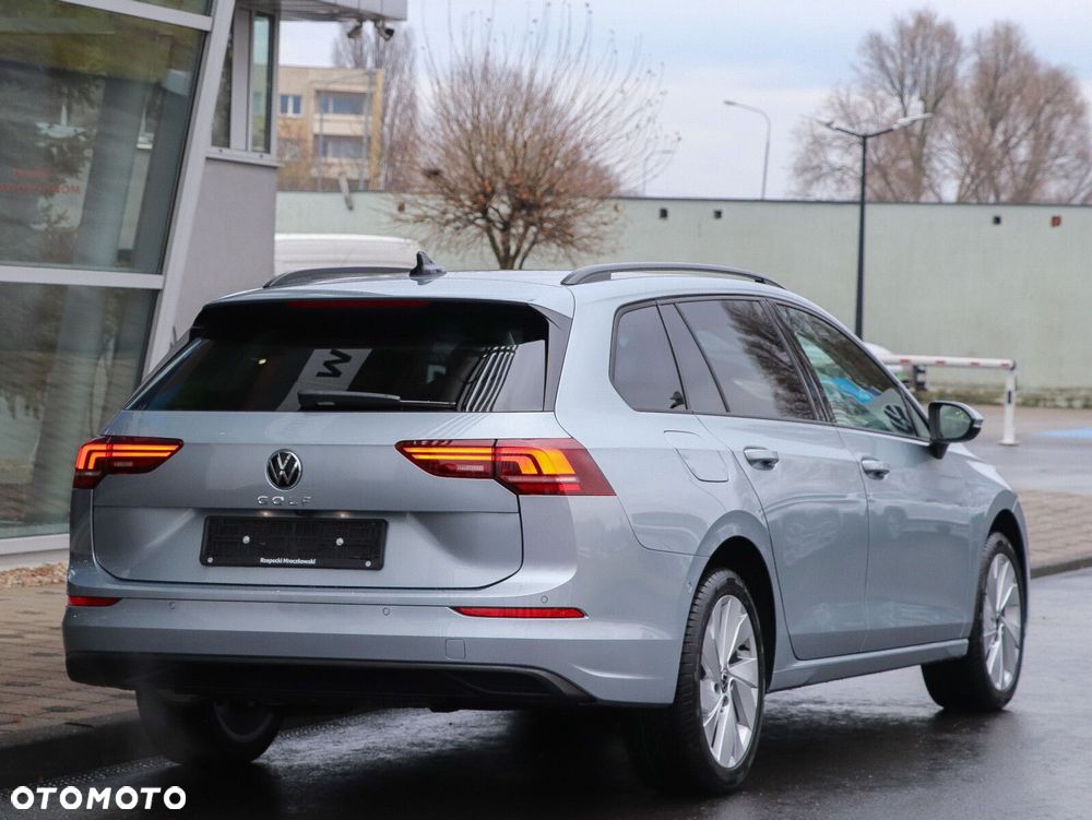 Volkswagen Golf - 5