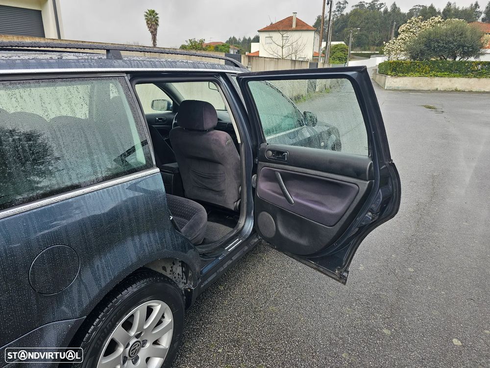 VW Passat Variant 1.9 TDi Conf.Plus 6V - 19