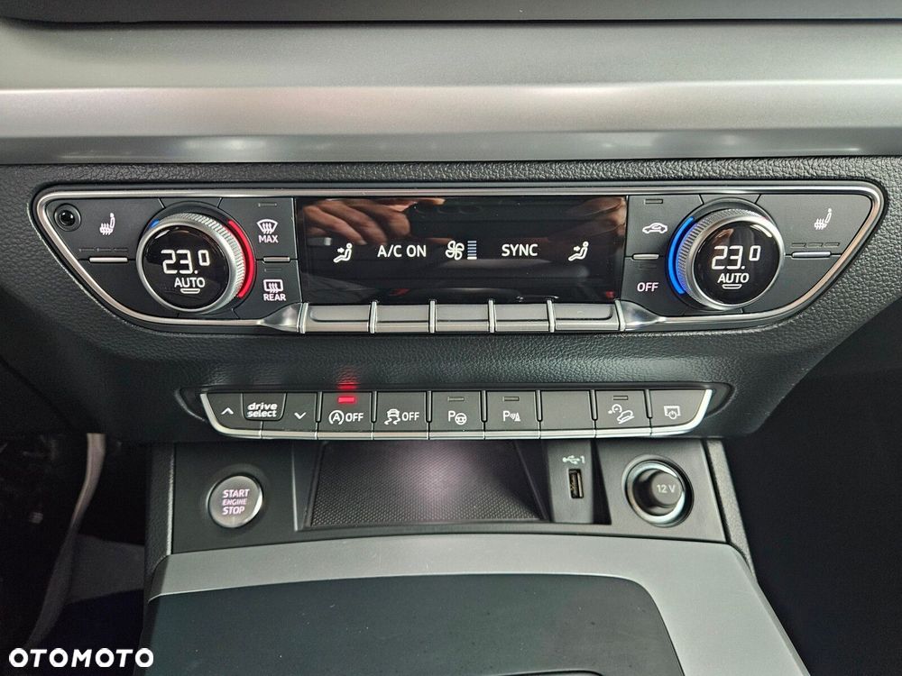 Audi Q5 Sportback - 25