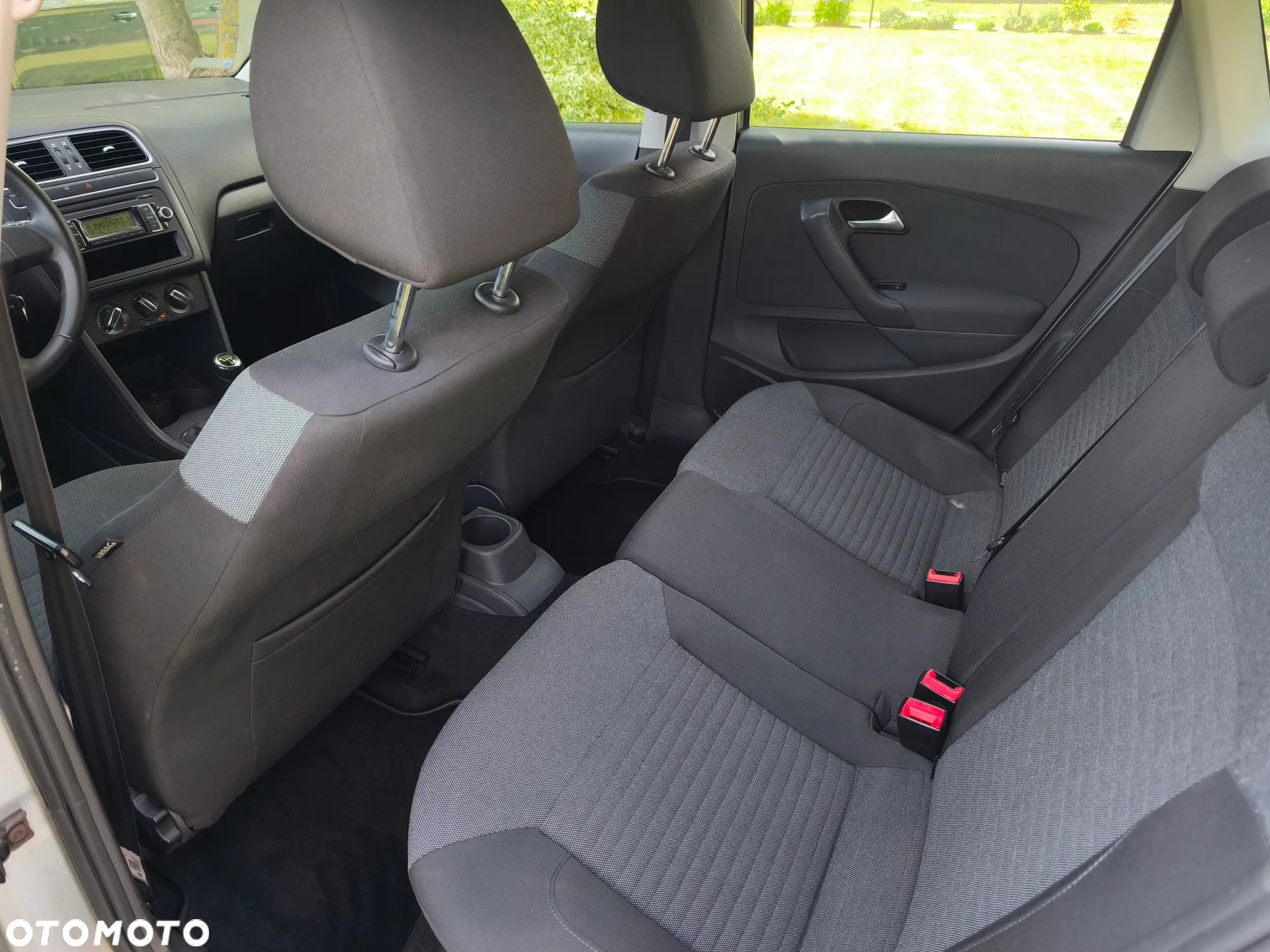 Volkswagen Polo 1.4 16V Comfortline - 11