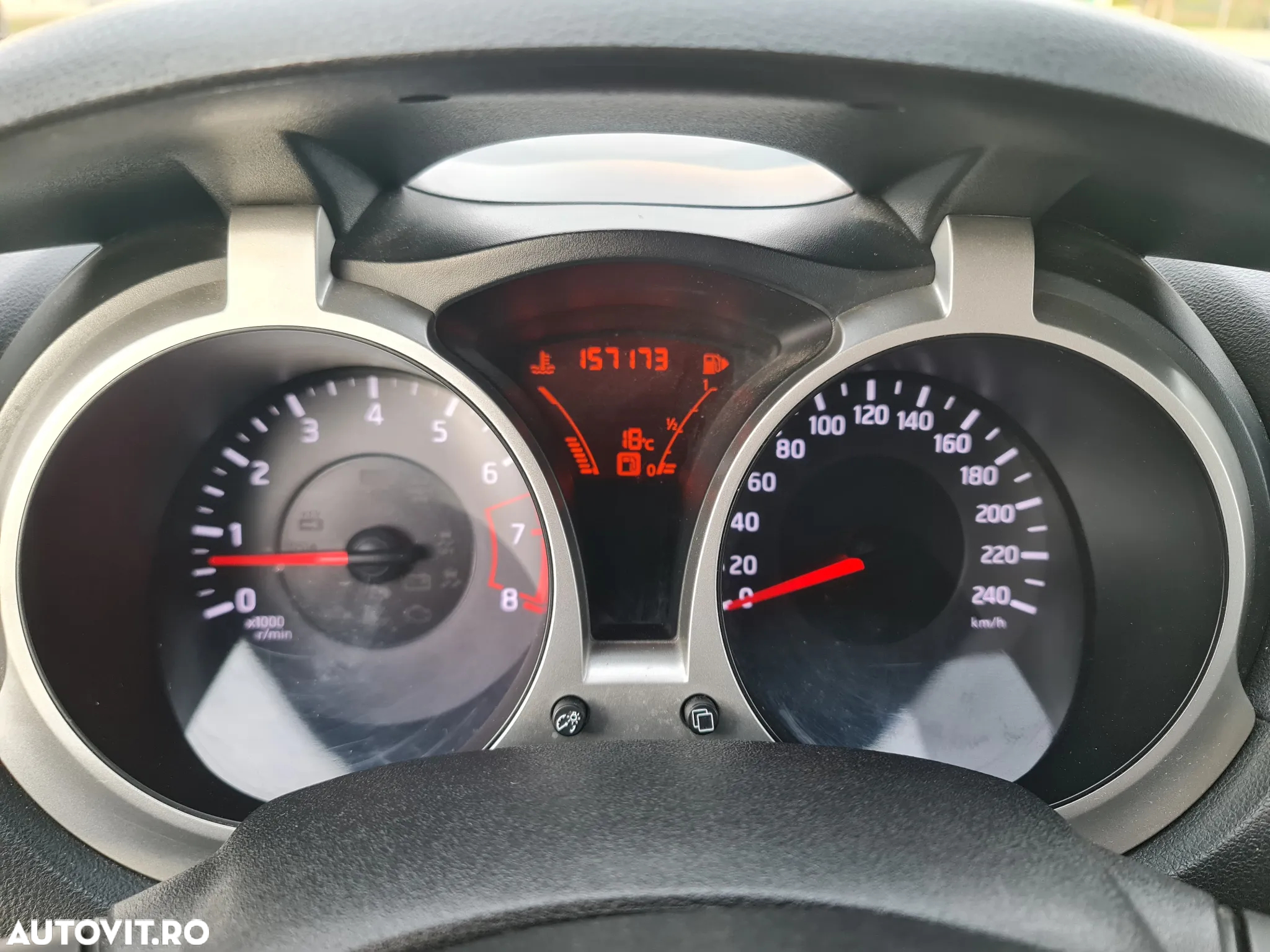 Nissan Juke 1.6 Acenta - 12